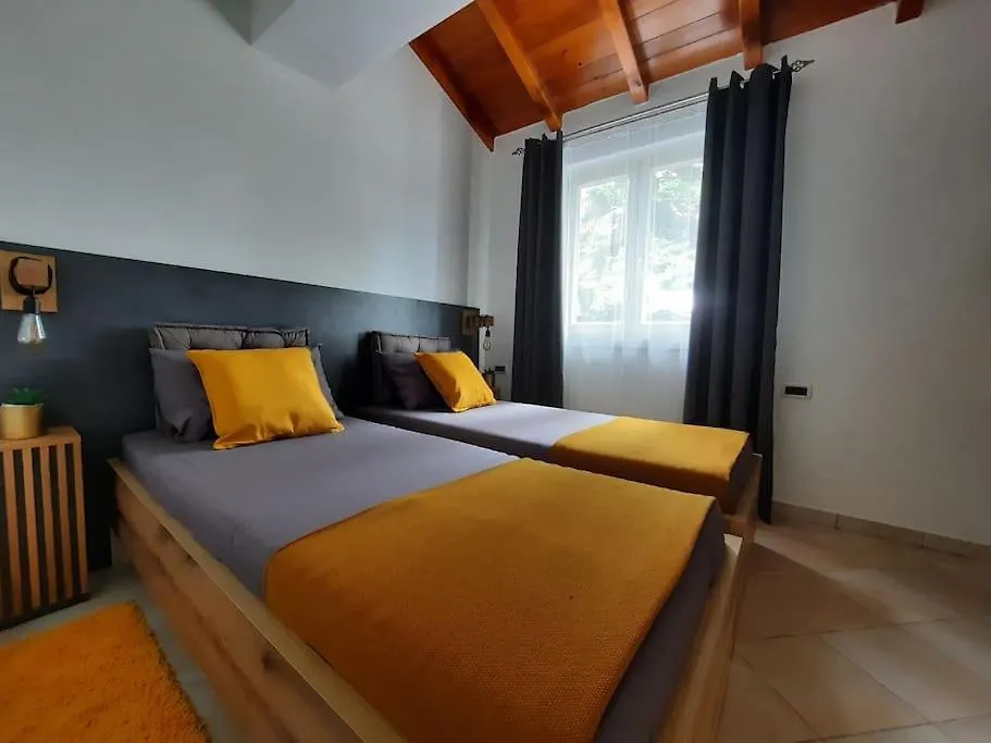 Large Apartment In Central Istria With Private Pool  Pulici