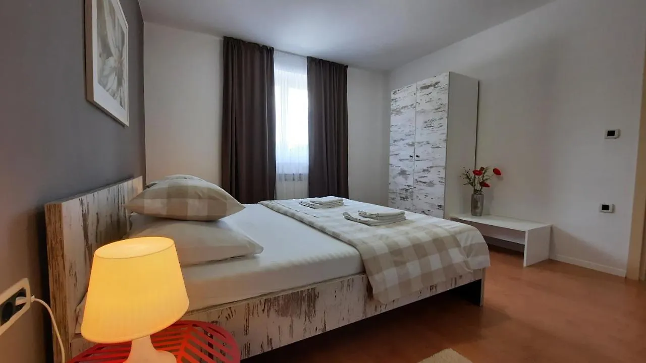 Large Apartment In Central Istria With Private Pool Pulici