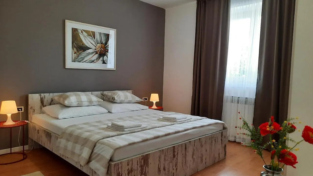 Large Apartment In Central Istria With Private Pool Pulici