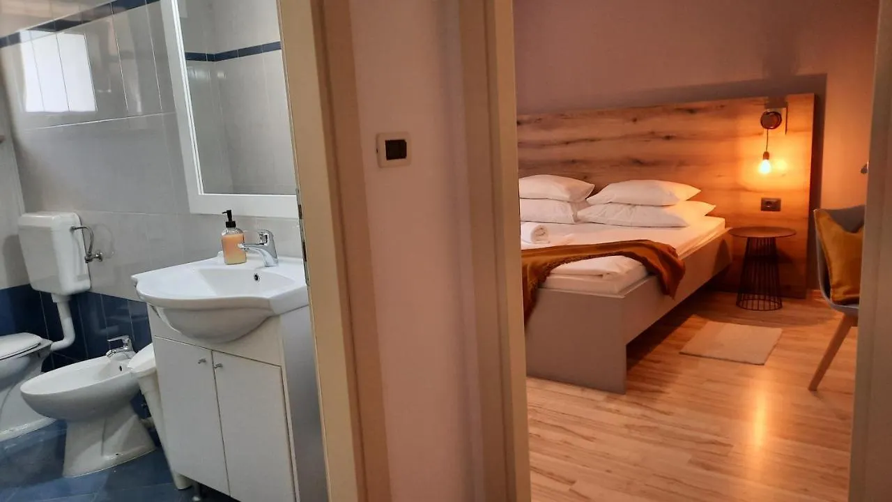 Large Apartment In Central Istria With Private Pool Pulici